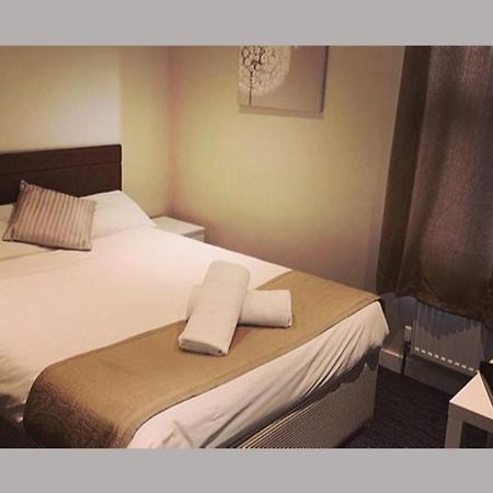 The R Inn Hotel Desborough Zewnętrze zdjęcie