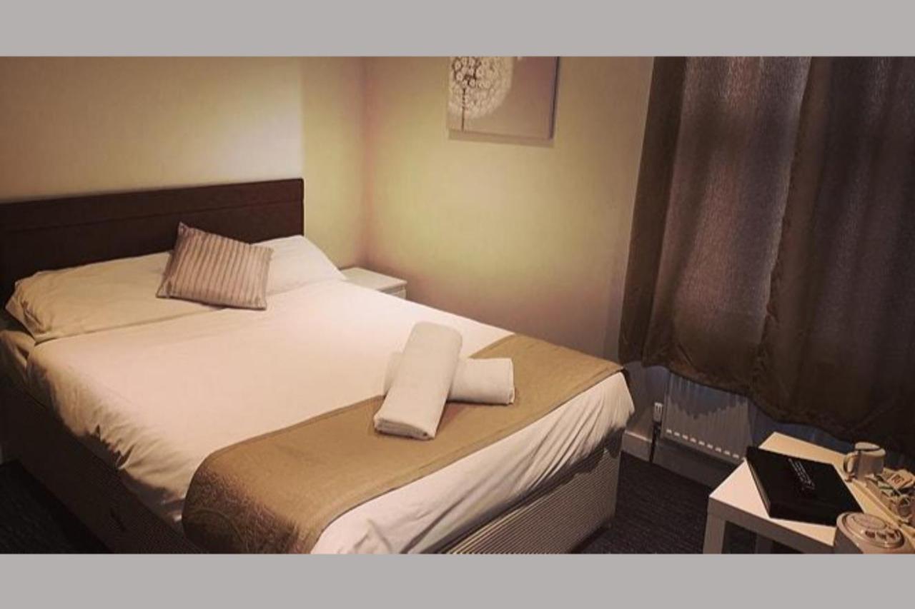 The R Inn Hotel Desborough Zewnętrze zdjęcie