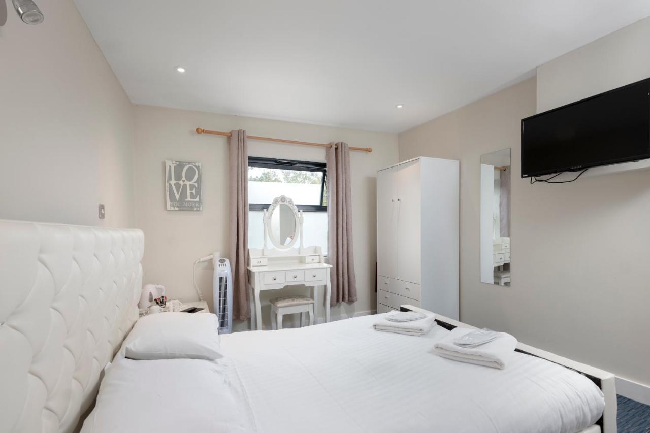 The R Inn Hotel Desborough Zewnętrze zdjęcie